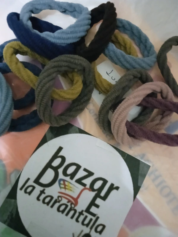Felpas torcidas's foto | Bazar de la tarántula 🕷 |  BizneCubano