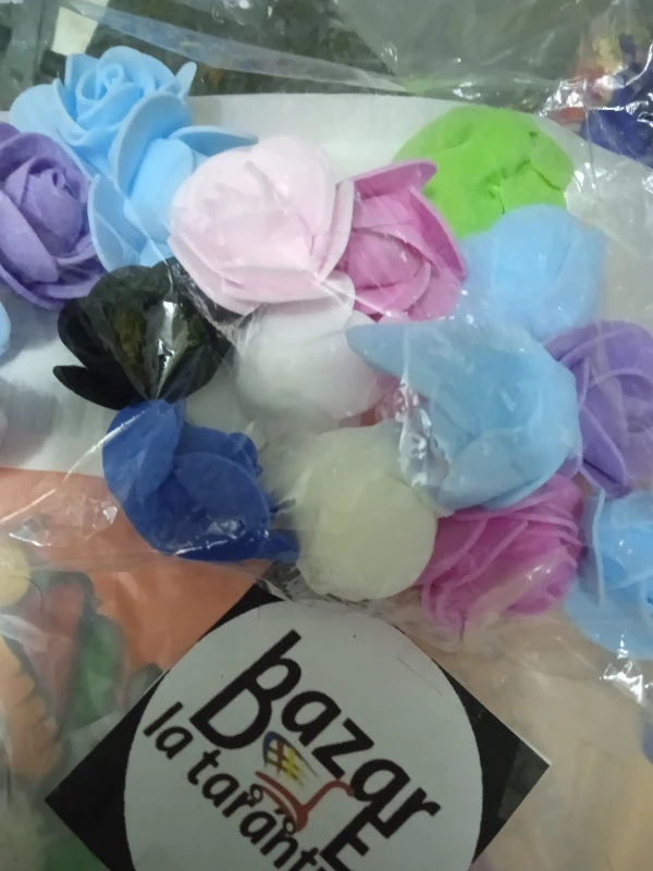 Rosas de foami's foto | Bazar de la tarántula 🕷 |  BizneCubano