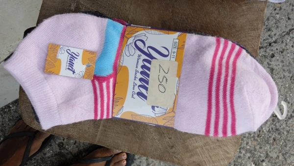 Medias de mujer cortas's foto | Bazar de la tarántula 🕷 |  BizneCubano