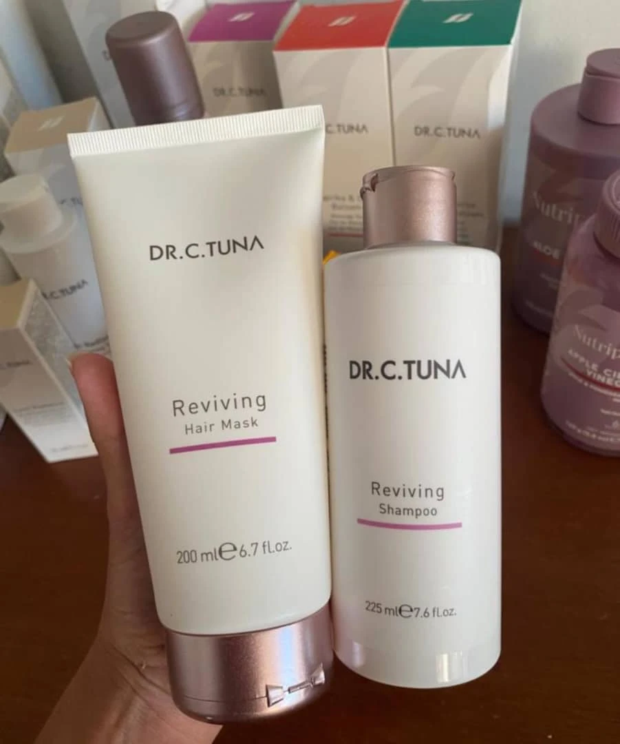 Shampoo reviving venta en USD's foto | Bazar de la tarántula 🕷 |  BizneCubano